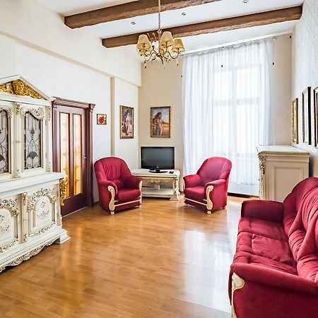 2 Virmens'Ka Apartment Lviv Extérieur photo
