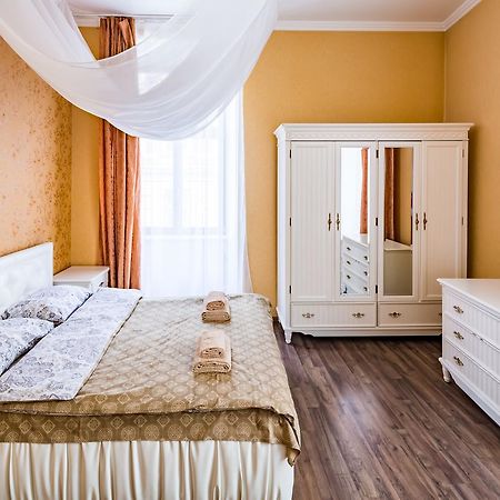 2 Virmens'Ka Apartment Lviv Extérieur photo