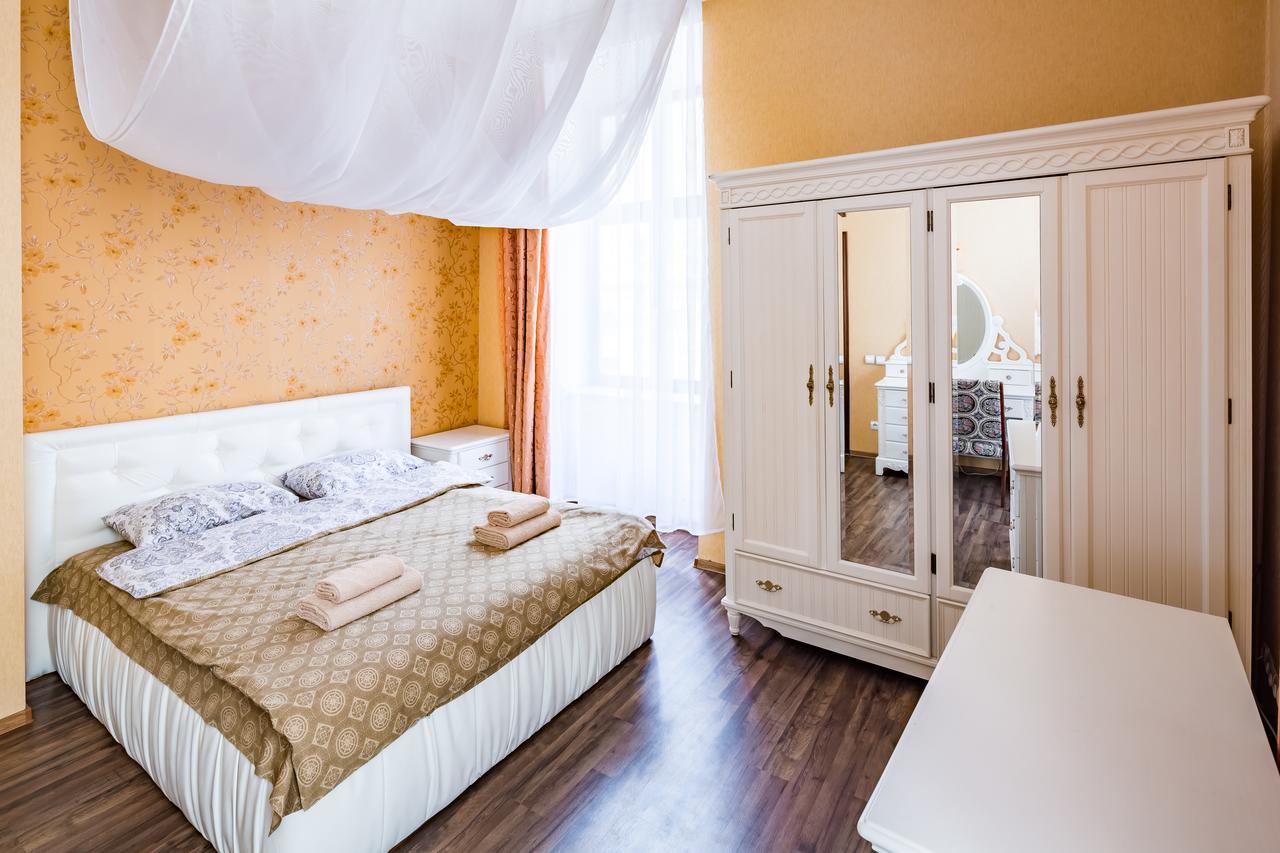 2 Virmens'Ka Apartment Lviv Extérieur photo