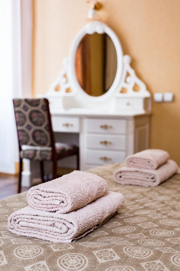 2 Virmens'Ka Apartment Lviv Extérieur photo